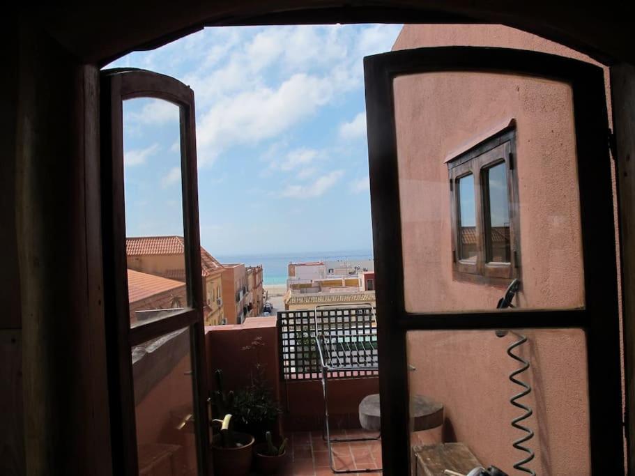 Sea Views / Fabulous Attic / Fast Fibre Optic Apartment ตาริฟา ภายนอก รูปภาพ